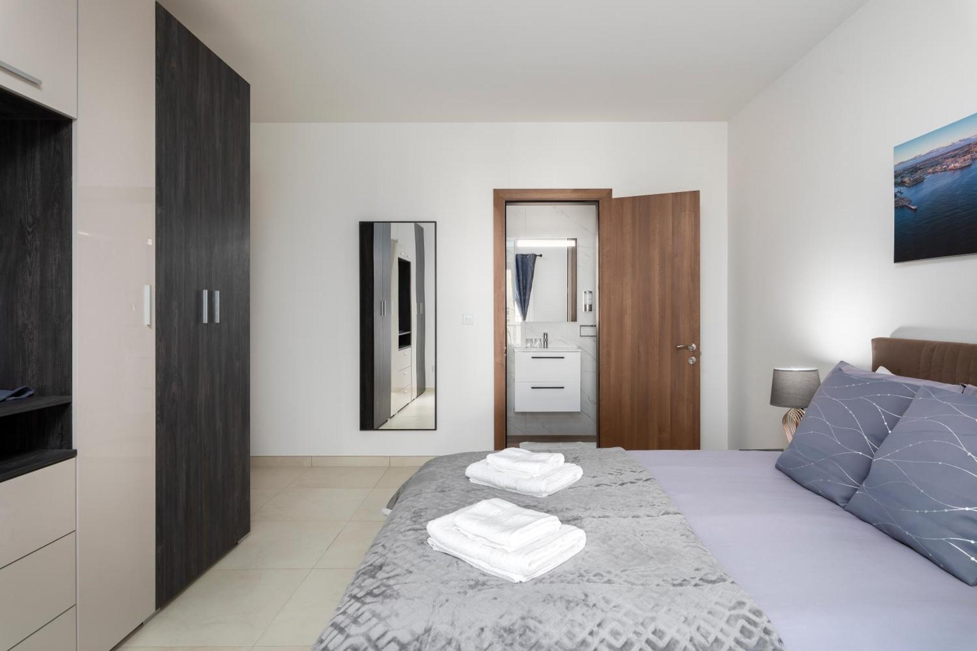 Modern & Spacious 2Br Apartment With Country Views - Close To Xemxija Bay St. Paul's Bay Exteriör bild