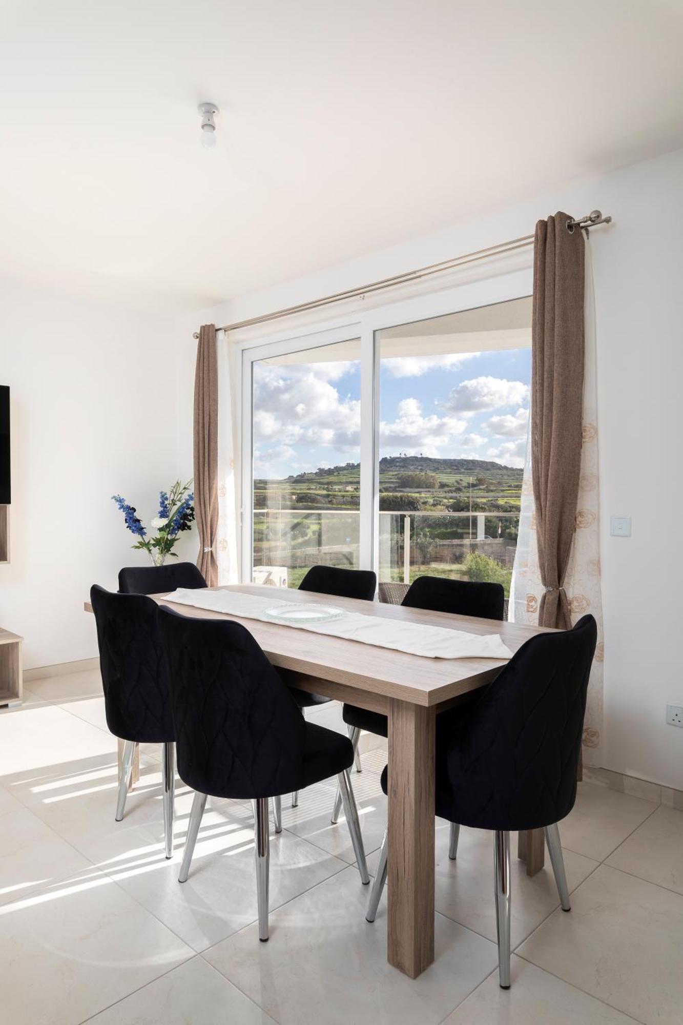 Modern & Spacious 2Br Apartment With Country Views - Close To Xemxija Bay St. Paul's Bay Exteriör bild